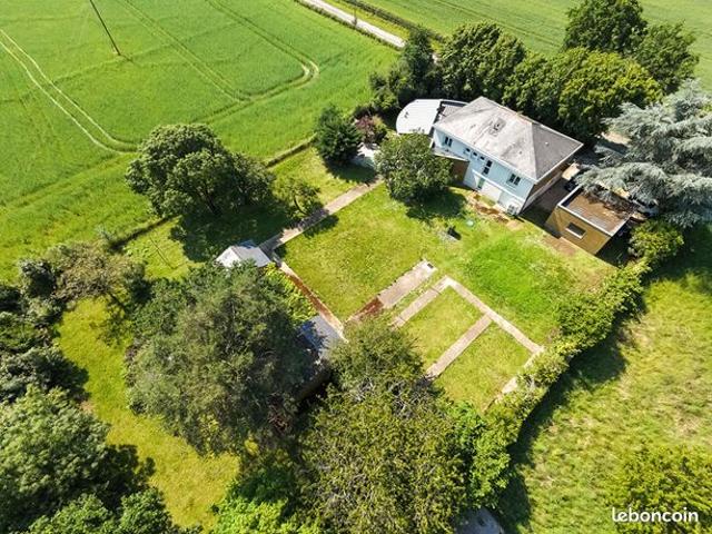 Maison 8 pièces 276 m²
