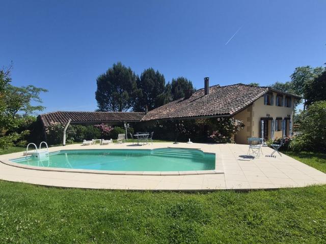 Maison 8 pièces 278 m²