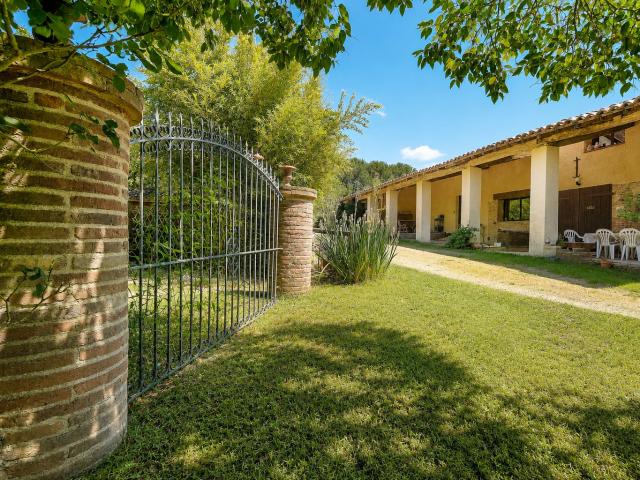Maison 8 pièces 278 m²