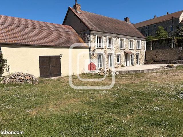 Maison 8 pièces 278 m²