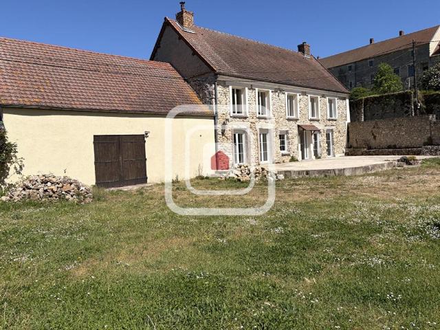 Maison 8 pièces 278 m²