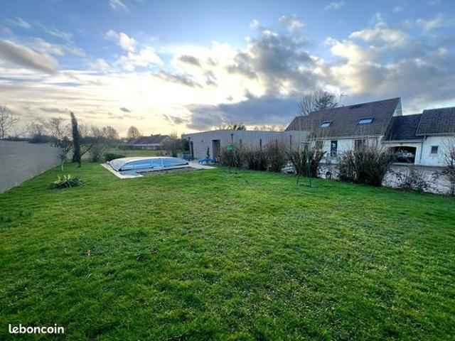 Maison 8 pièces 278 m²