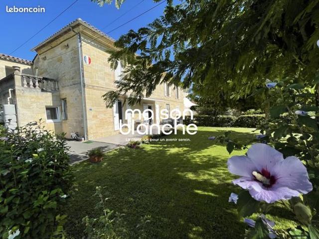 Maison 8 pièces 279 m²