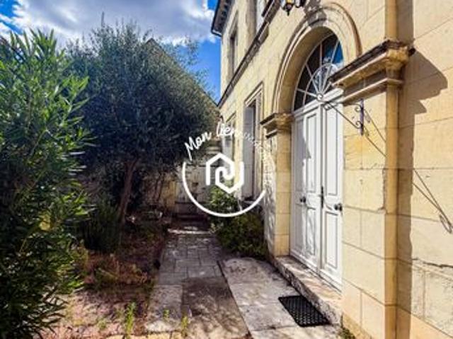 Maison 8 pièces 279 m²