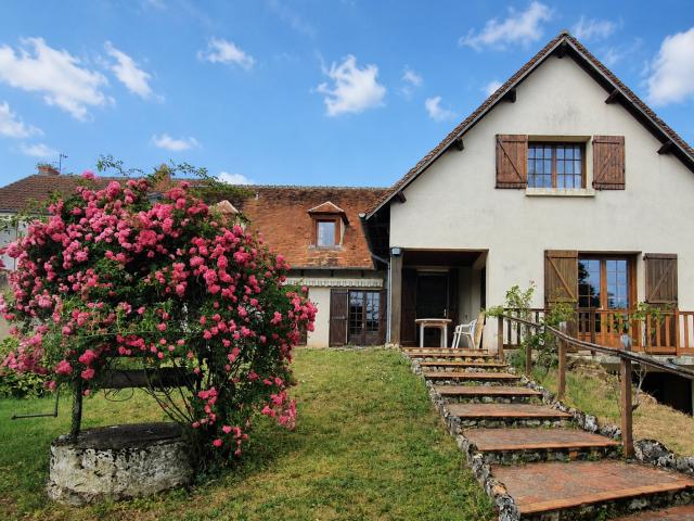 Maison 8 pièces 270 m²