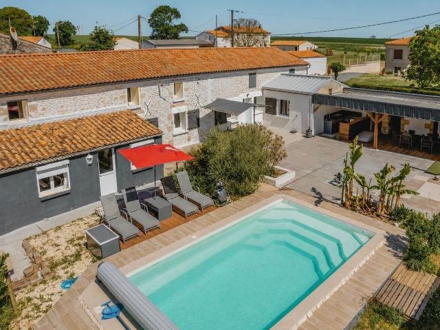 Maison 8 pièces 270 m²