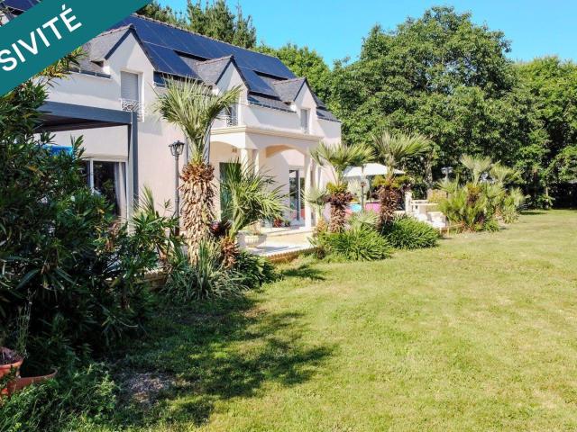 Maison 8 pièces 270 m²