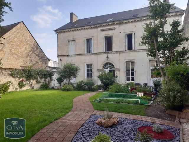 Maison 8 pièces 270 m²