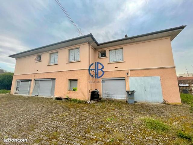 Maison 8 pièces 270 m²