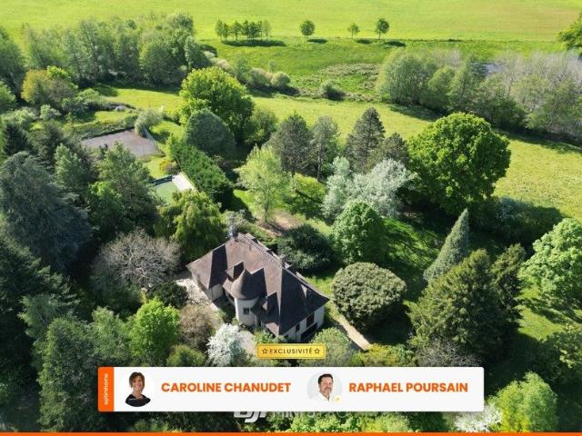 Maison 8 pièces 270 m²