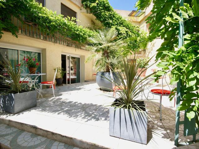 Maison 8 pièces 271 m²
