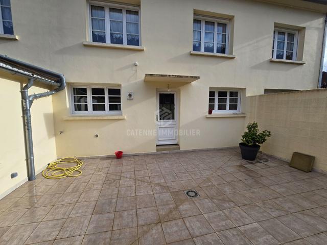 Maison 8 pièces 271 m²