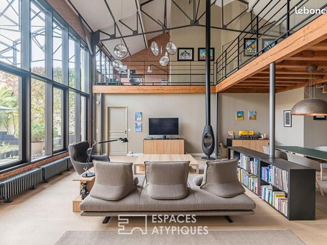 Maison 8 pièces 271 m²