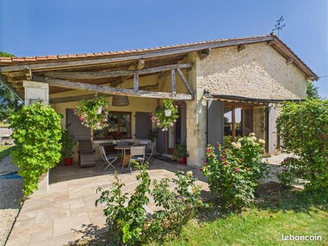 Maison 8 pièces 272 m²