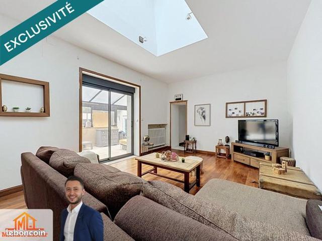 Maison 8 pièces 273 m²