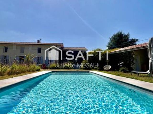 Maison 8 pièces 284 m²