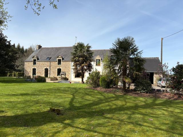 Maison 8 pièces 285 m²