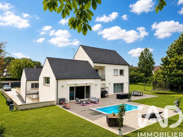 Maison 8 pièces 285 m²