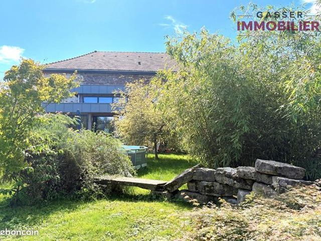 Maison 8 pièces 285 m²
