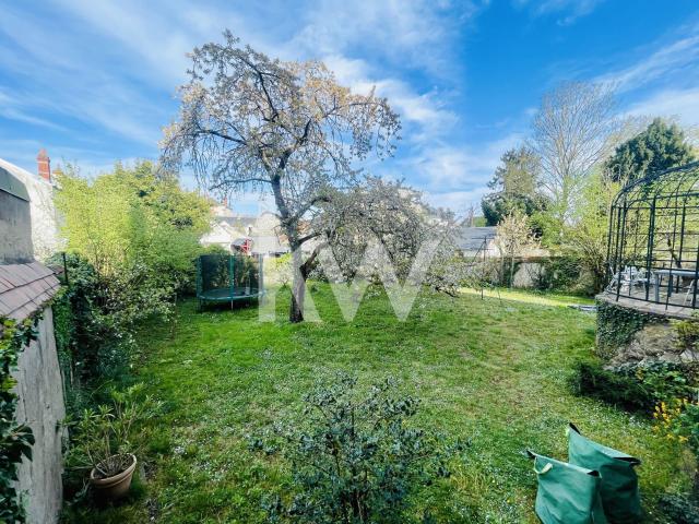 Maison 8 pièces 285 m²