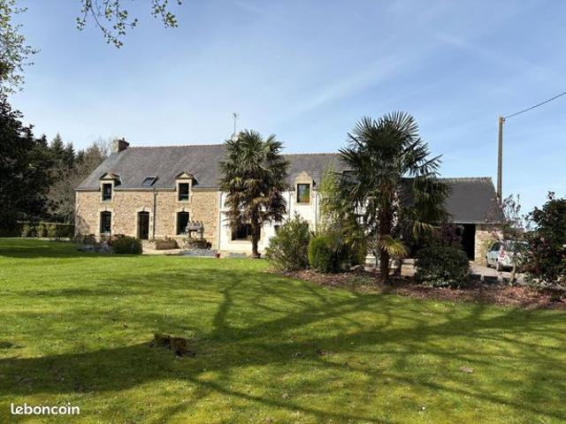 Maison 8 pièces 285 m²