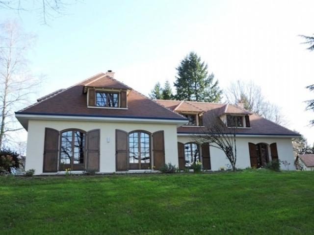 Maison 8 pièces 287 m²