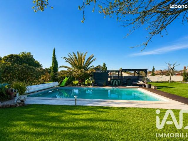 Maison 8 pièces 287 m²