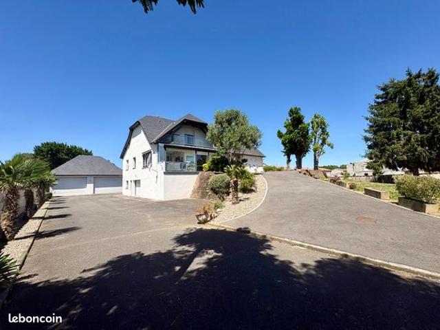 Maison 8 pièces 287 m²