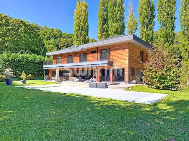 Maison 8 pièces 287 m²