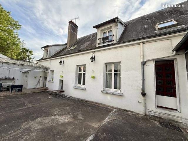 Maison 8 pièces 287 m²