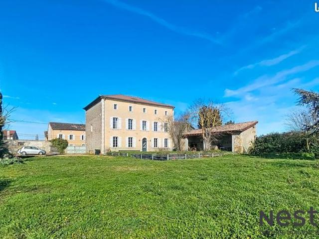 Maison 8 pièces 288 m²