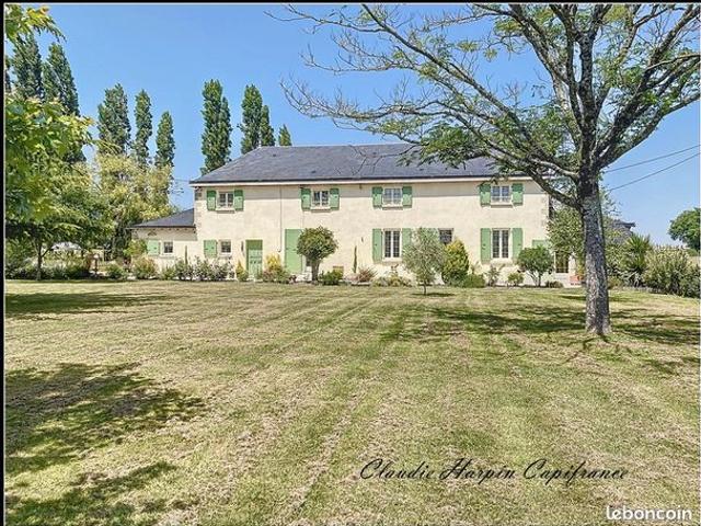 Maison 8 pièces 288 m²