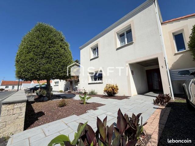 Maison 8 pièces 280 m²