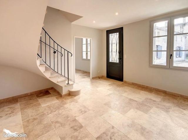 Maison 8 pièces 280 m²