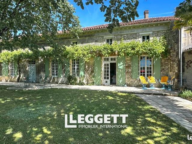 Maison 8 pièces 280 m²