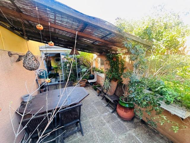 Maison 8 pièces 280 m²