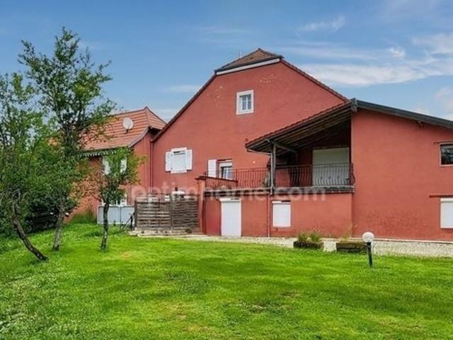 Maison 8 pièces 280 m²