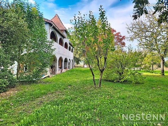 Maison 8 pièces 280 m²