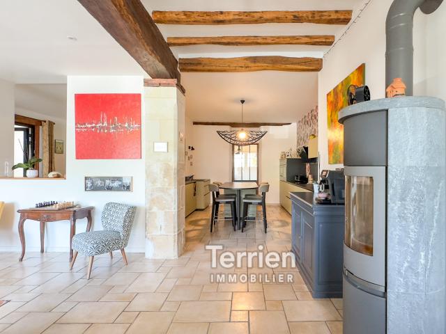 Maison 8 pièces 280 m²