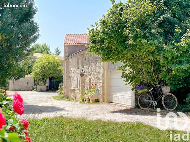 Maison 8 pièces 280 m²