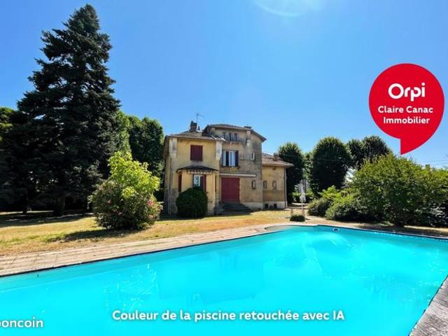 Maison 8 pièces 280 m²