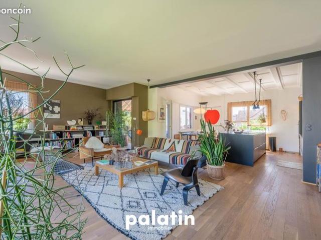 Maison 8 pièces 282 m²