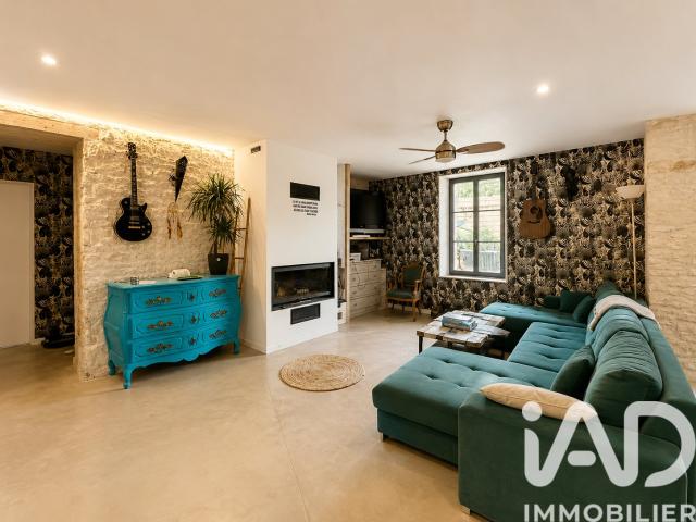 Maison 8 pièces 282 m²