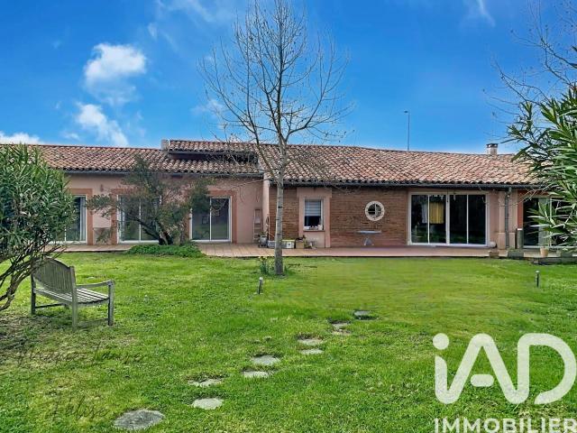 Maison 8 pièces 282 m²