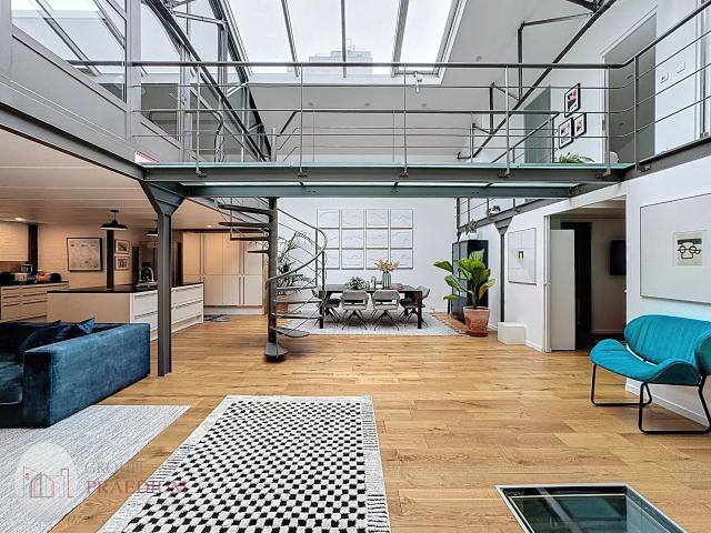 Maison 8 pièces 282 m²