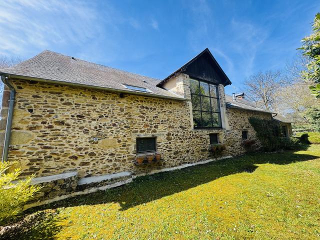 Maison 8 pièces 282 m²