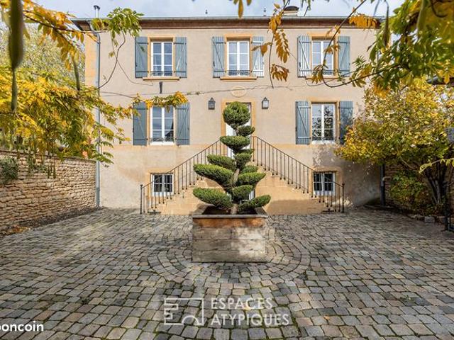Maison 8 pièces 282 m²