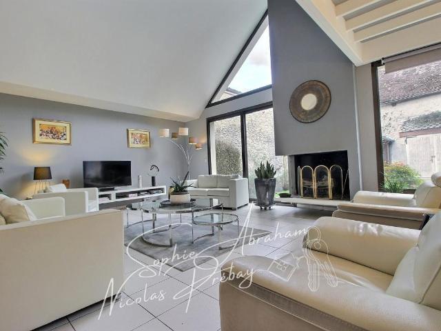 Maison 8 pièces 283 m²