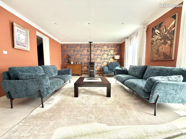 Maison 8 pièces 283 m²
