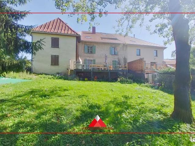 Maison 8 pièces 283 m²